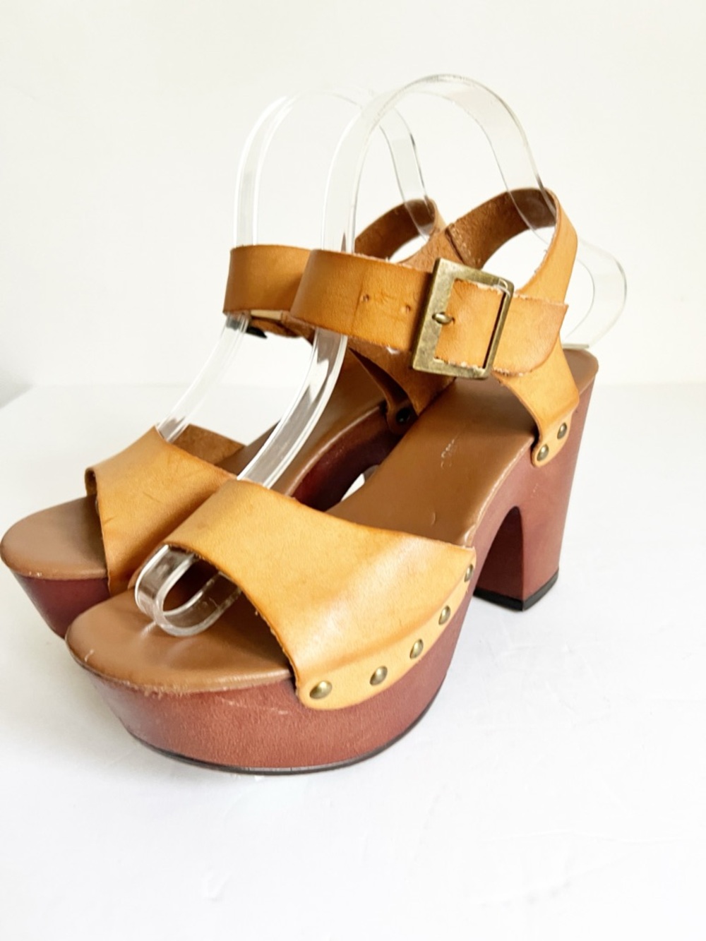 SZ 7 Pierre Dumas Women’s Tan Leather Platform Sandal Heels 70’s - Picture 5 of 9